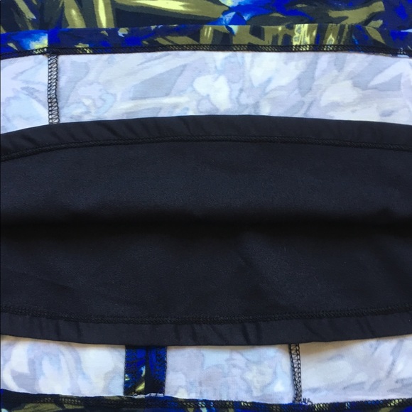 LYSSE’ Noche Pont Flare Dress, Size SMALL, Blue & Yellow Floral, Stretchy, NWT - Picture 5 of 10